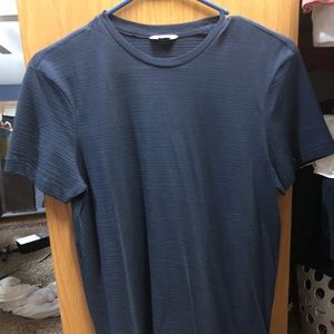 plain blue calvin klein t-shirt